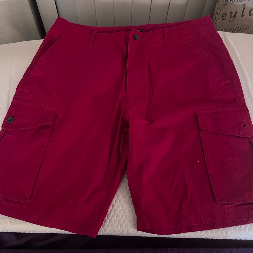 Red Banana Republic cargo Shorts